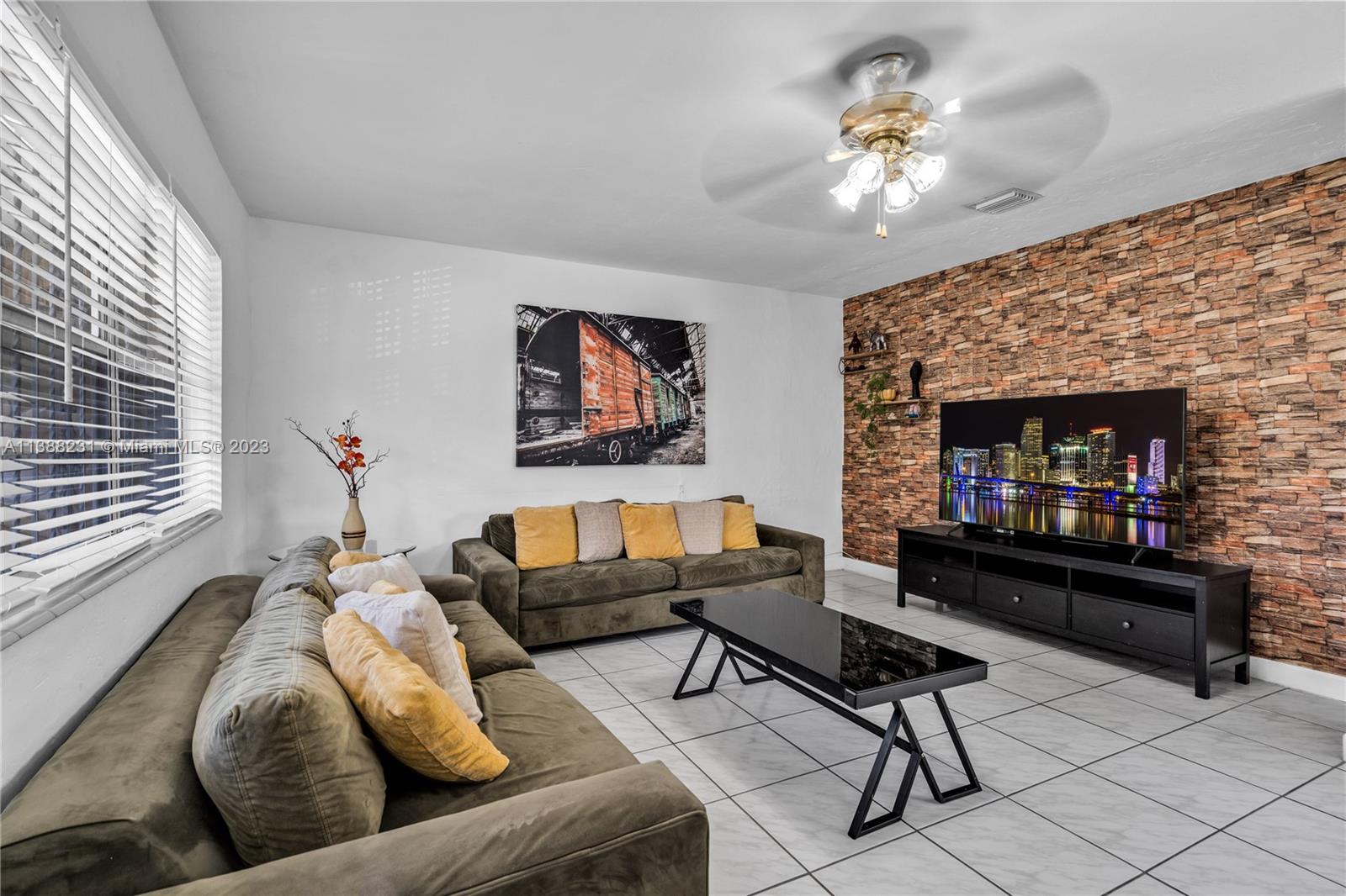 1450 NW 127th St