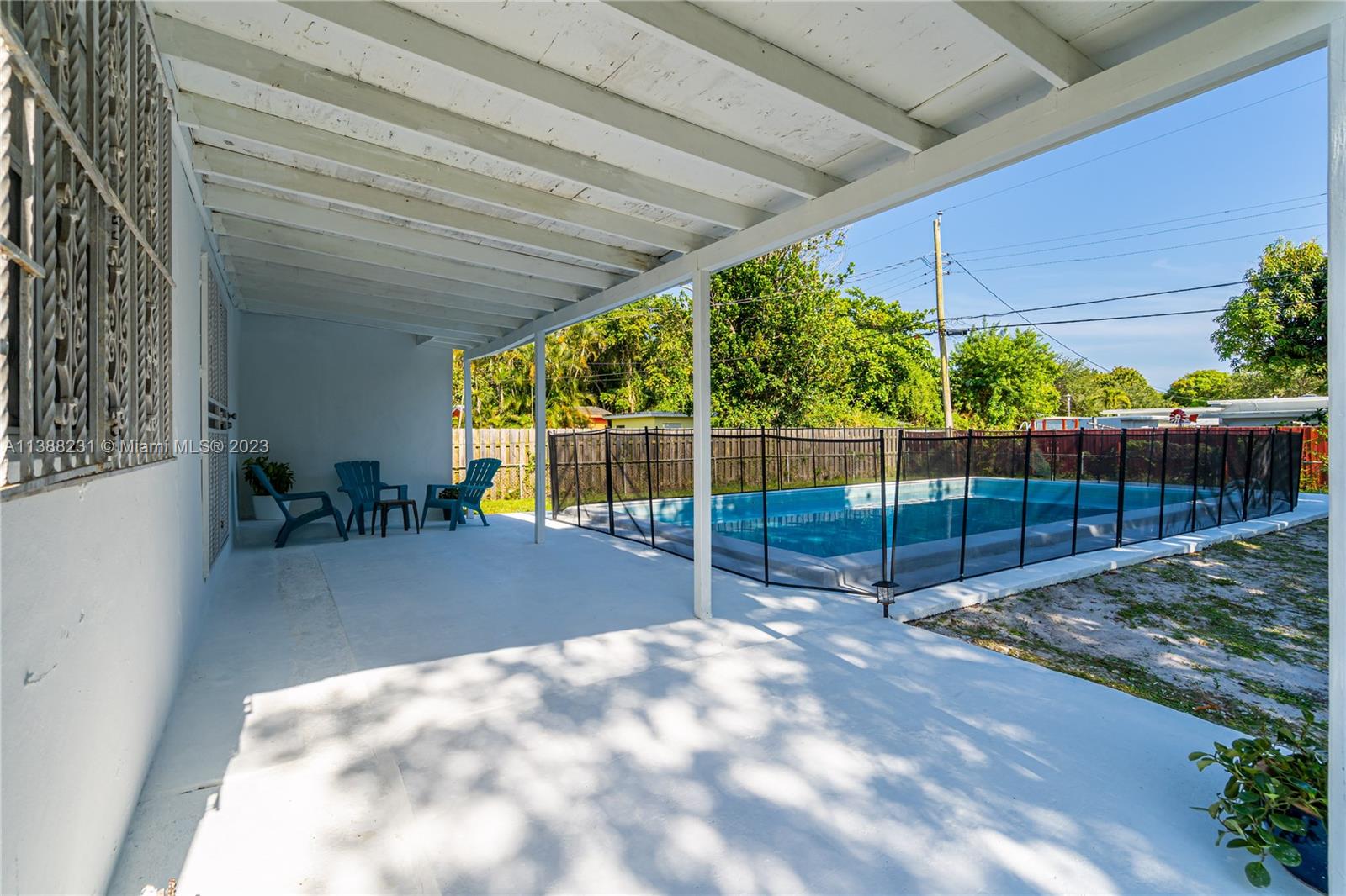 1450 NW 127th St