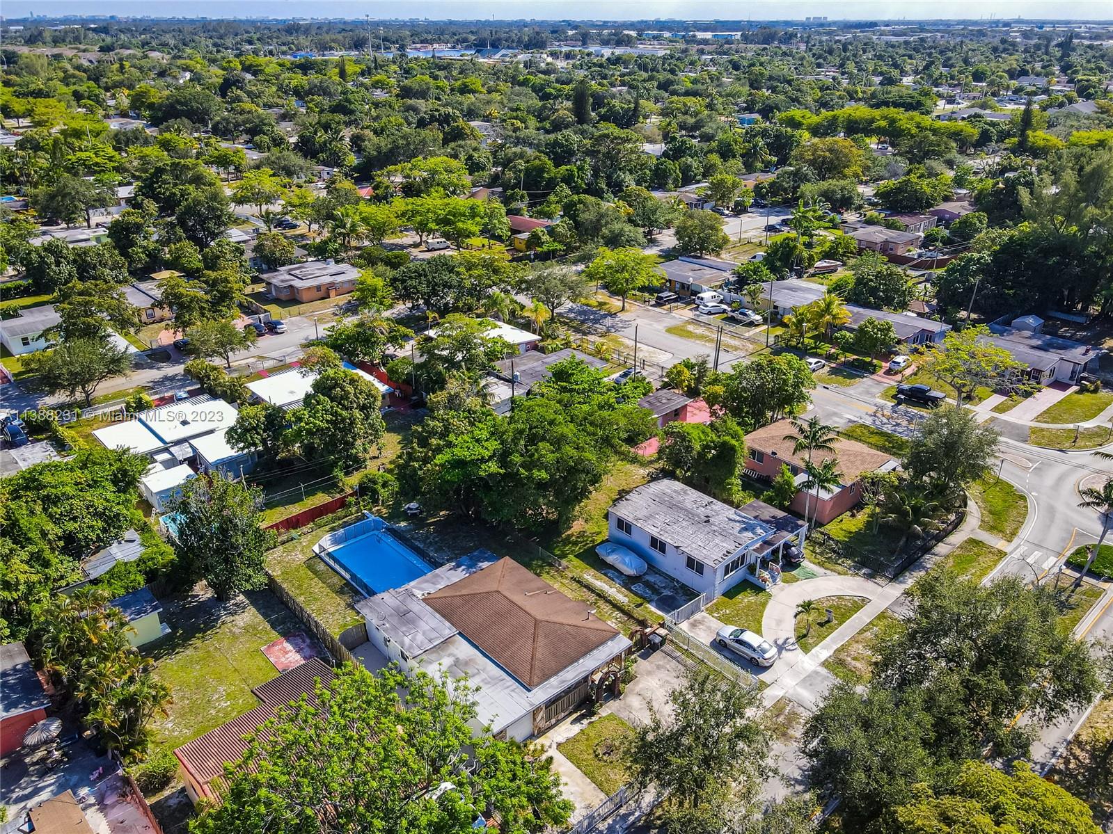 1450 NW 127th St