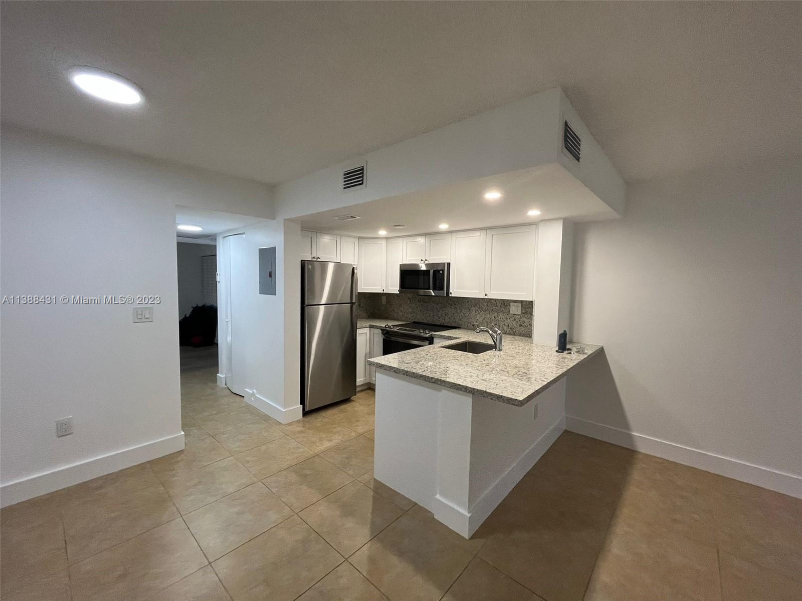 8660 NW 5th Ter Unit: 15-102