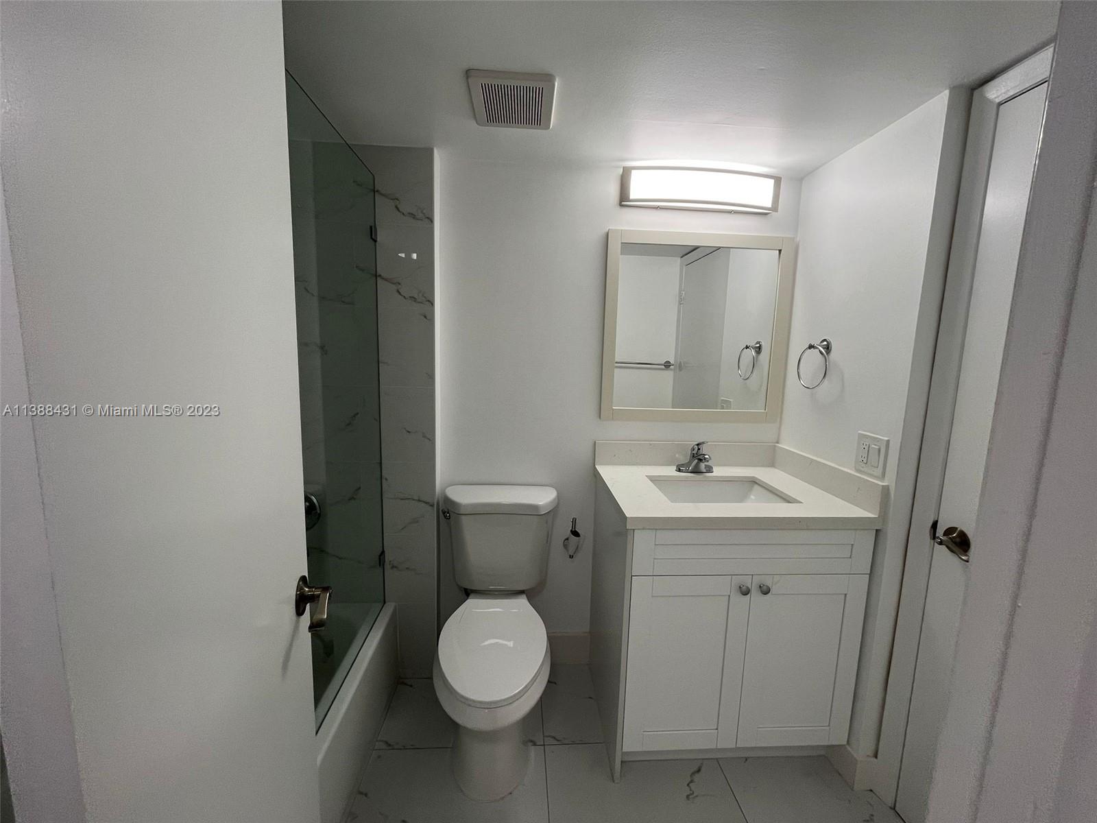 8660 NW 5th Ter Unit: 15-102