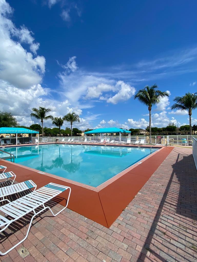2441 SE 14th Ave # 373