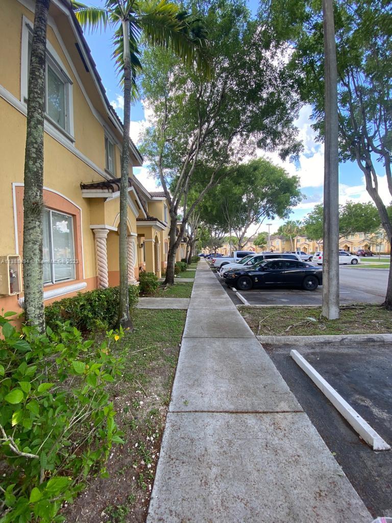 2441 SE 14th Ave # 373