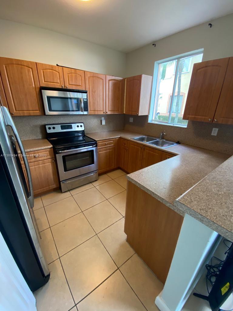 2441 SE 14th Ave # 373