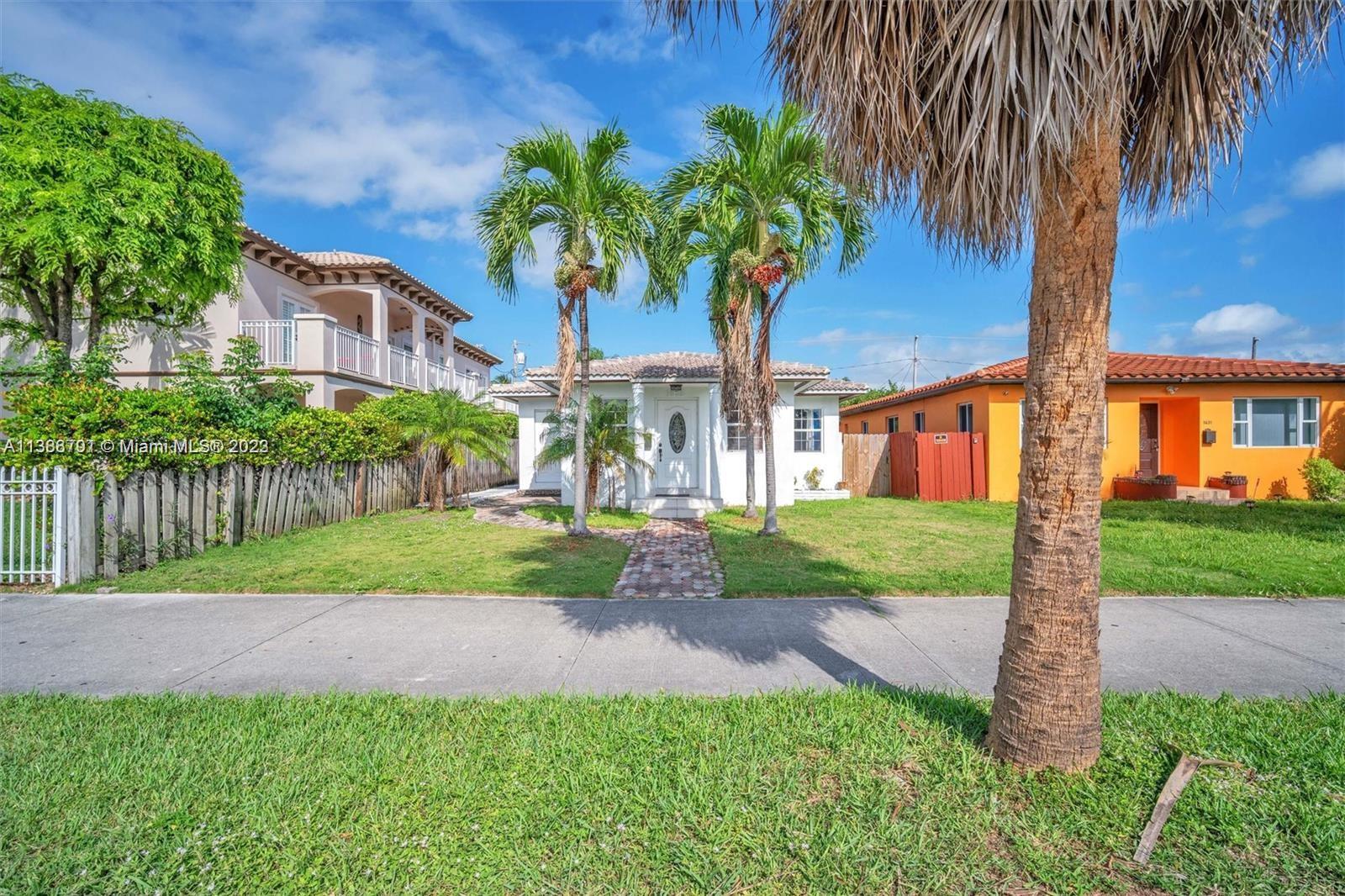 1635 Hollywood Blvd Unit: A