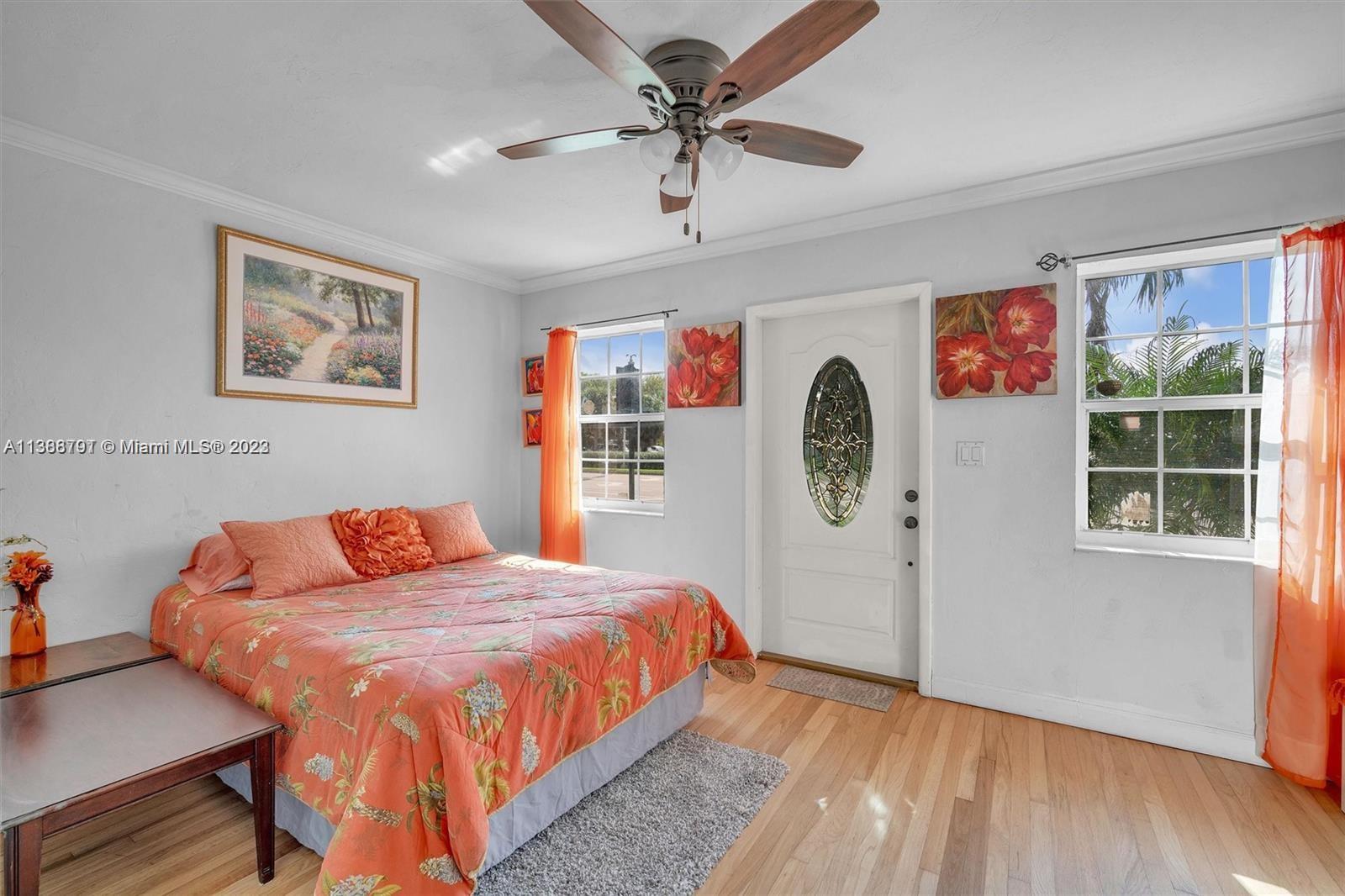 1635 Hollywood Blvd Unit: A
