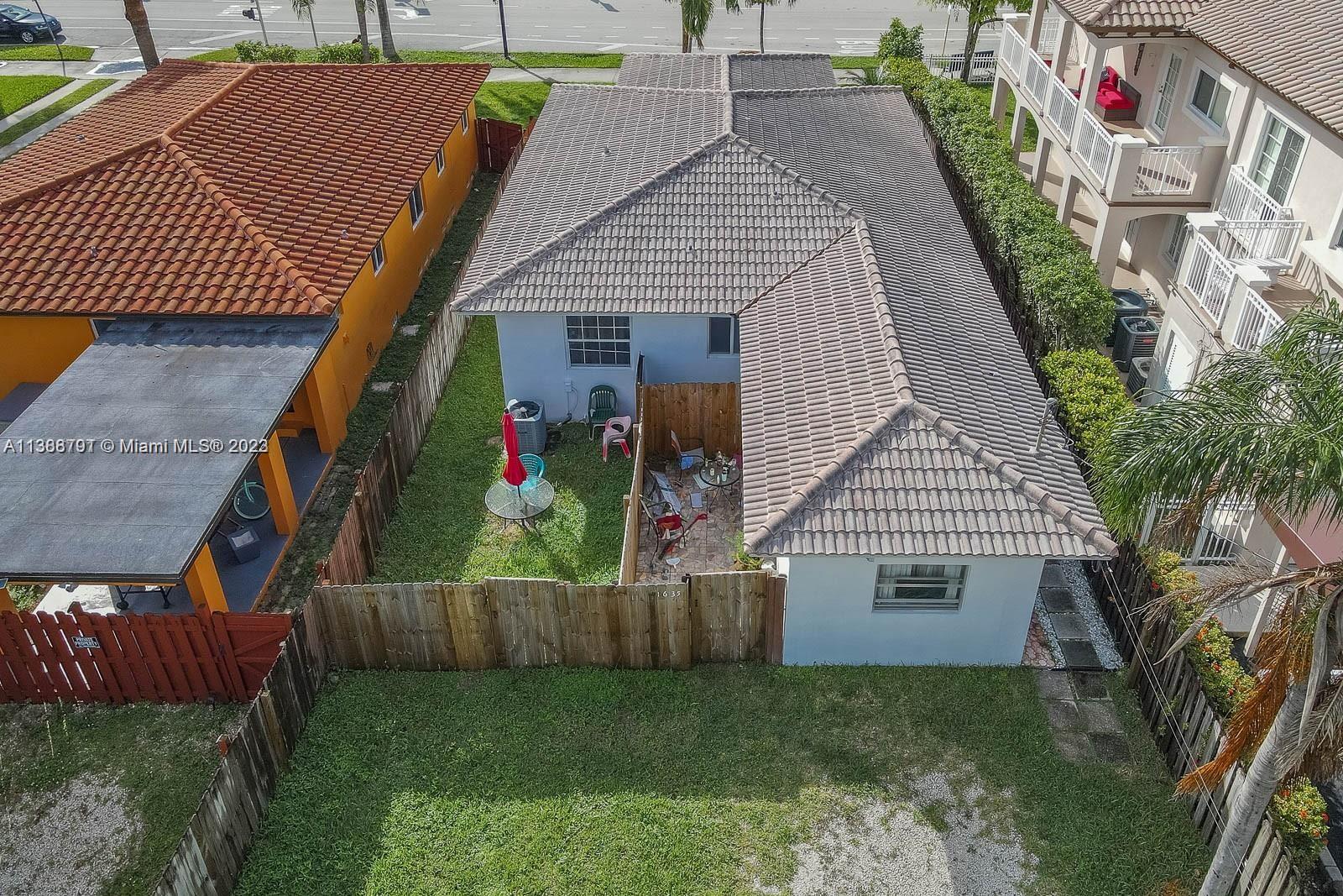 1635 Hollywood Blvd Unit: A