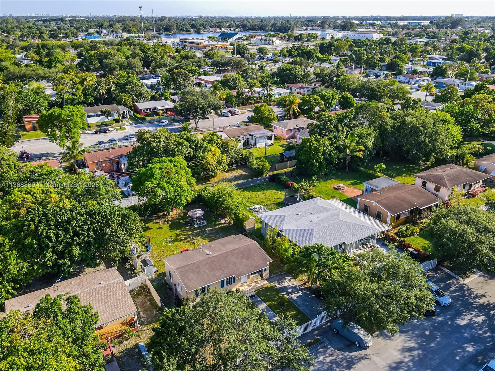 1620 NW 124th St