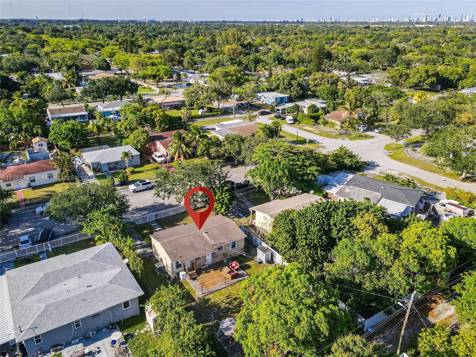 1620 NW 124th St