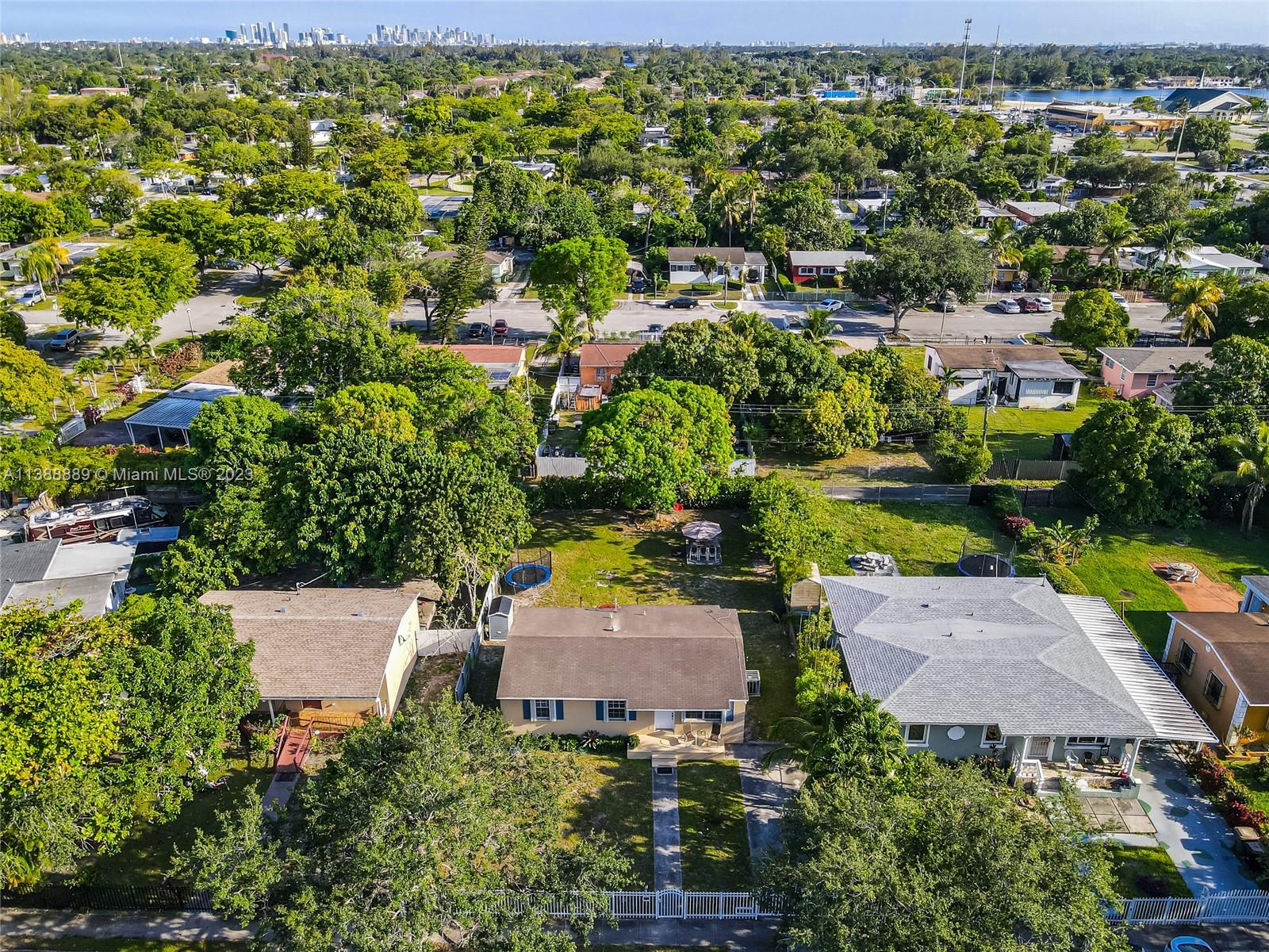 1620 NW 124th St