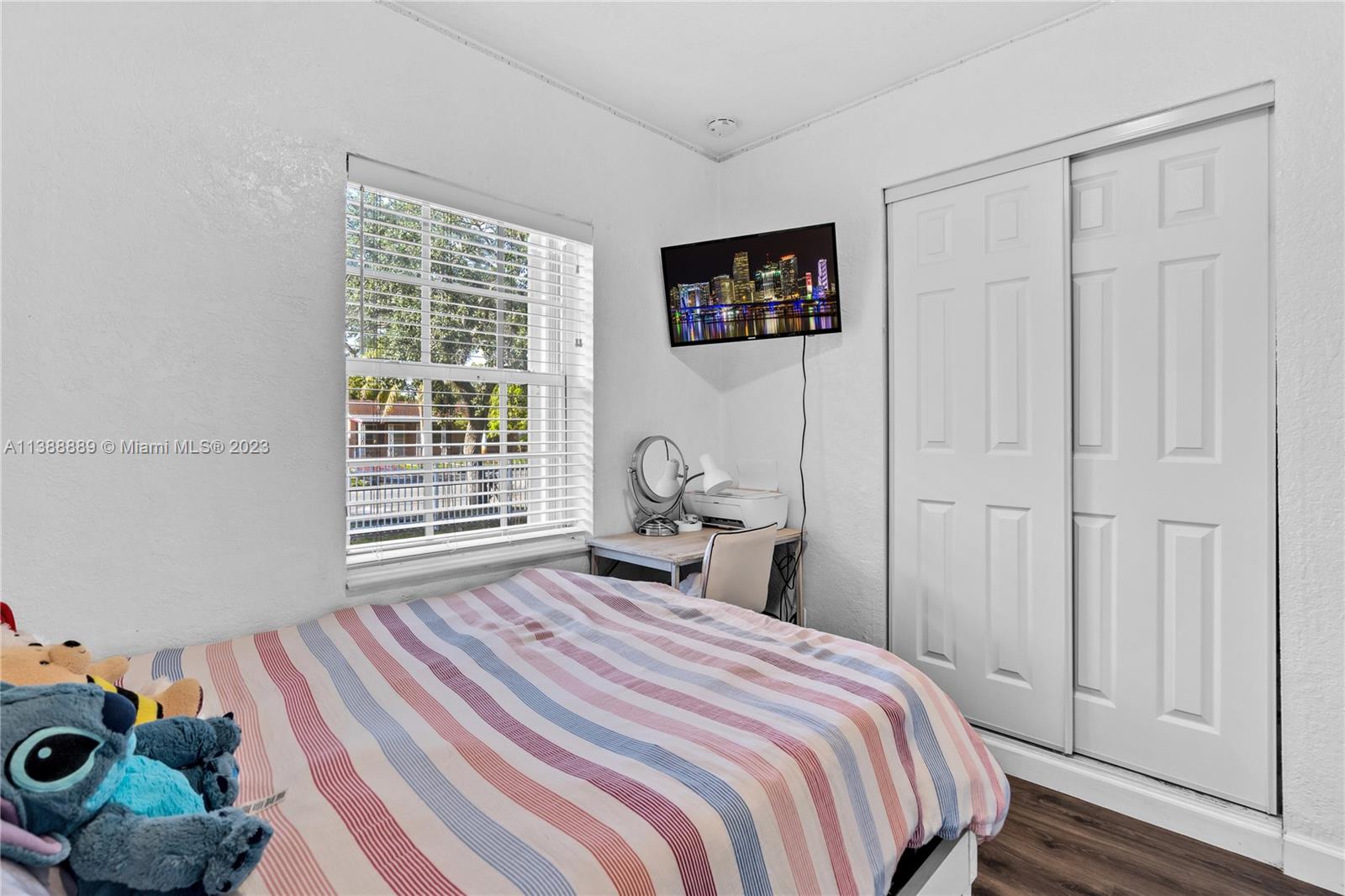 1620 NW 124th St