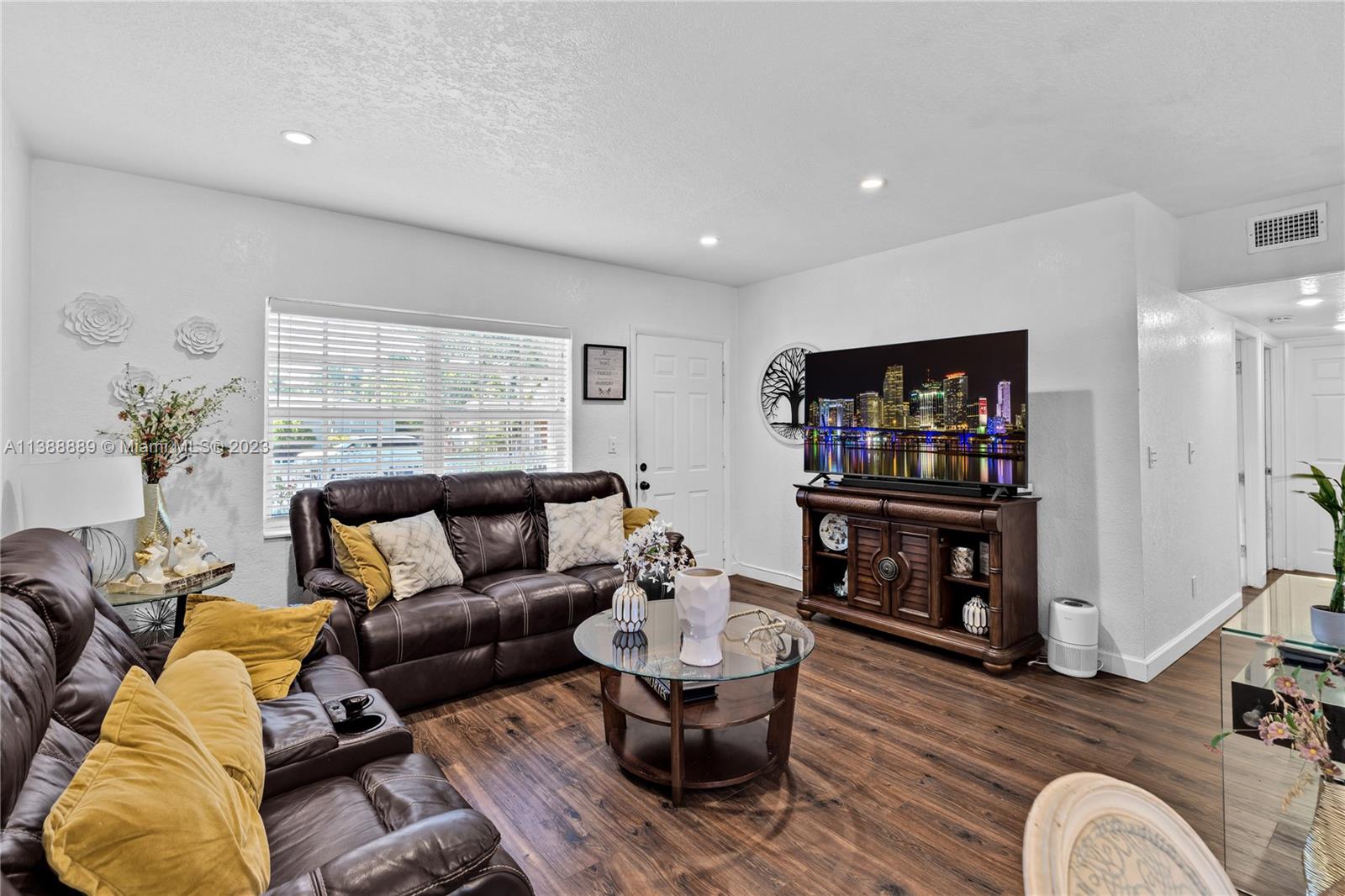 1620 NW 124th St