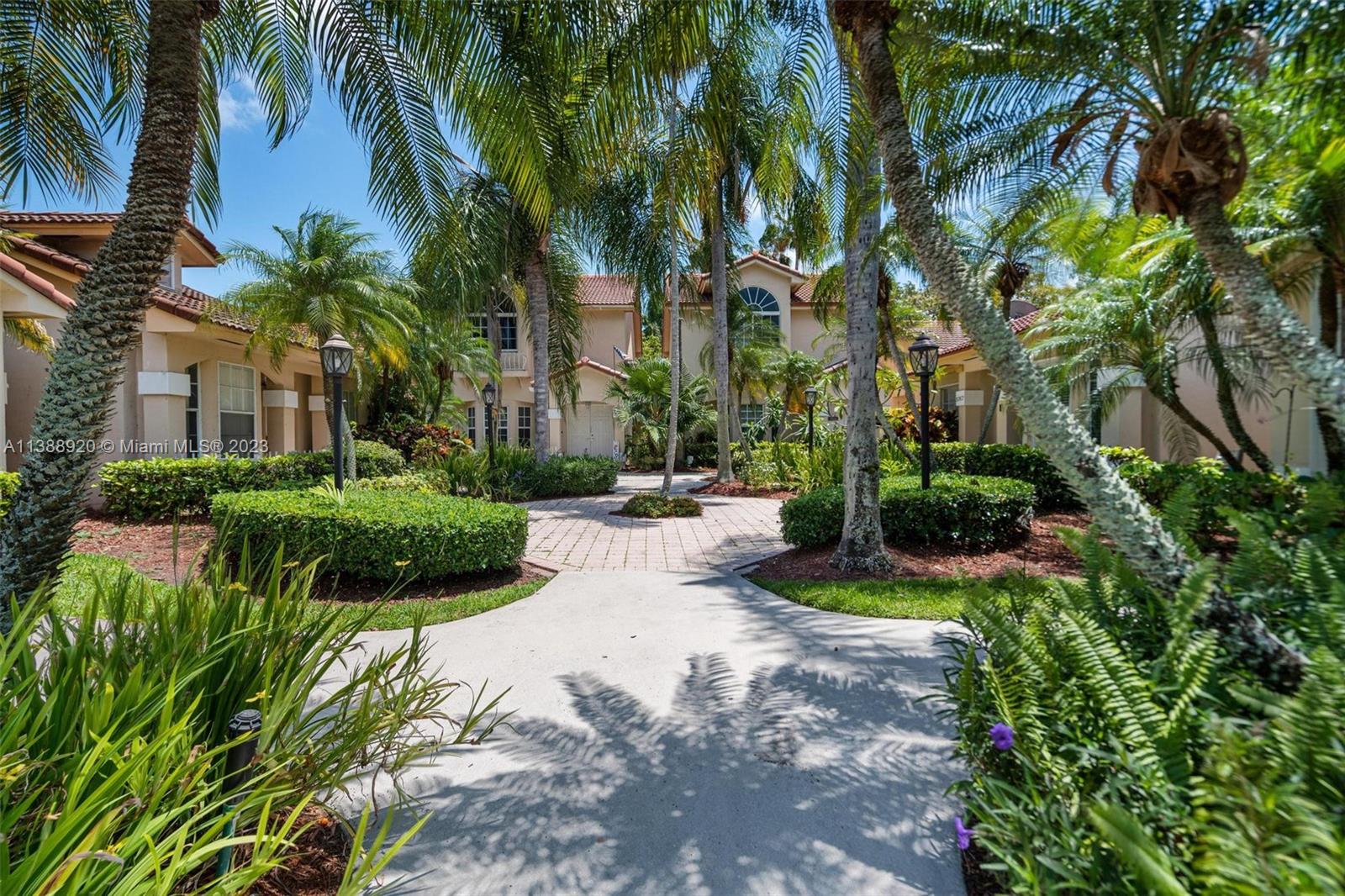 8754 SW 215th Ter Unit: 8754