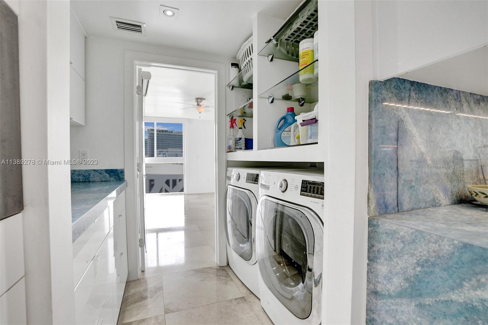 3200 Collins Ave Unit: 7-1