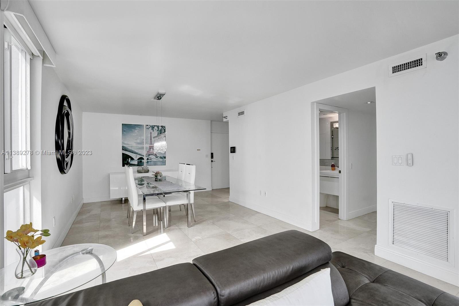 3200 Collins Ave Unit: 7-1