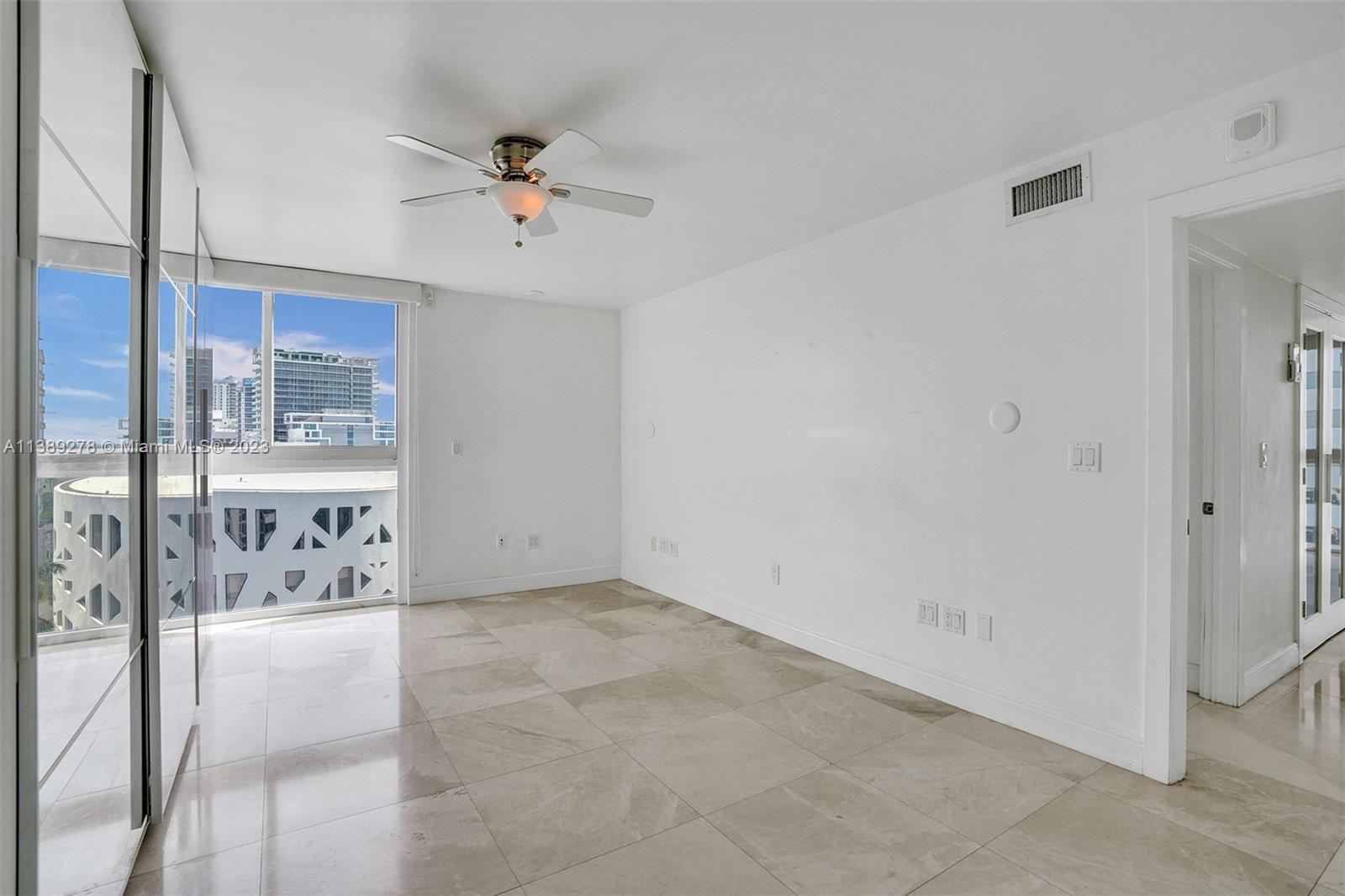 3200 Collins Ave Unit: 7-1