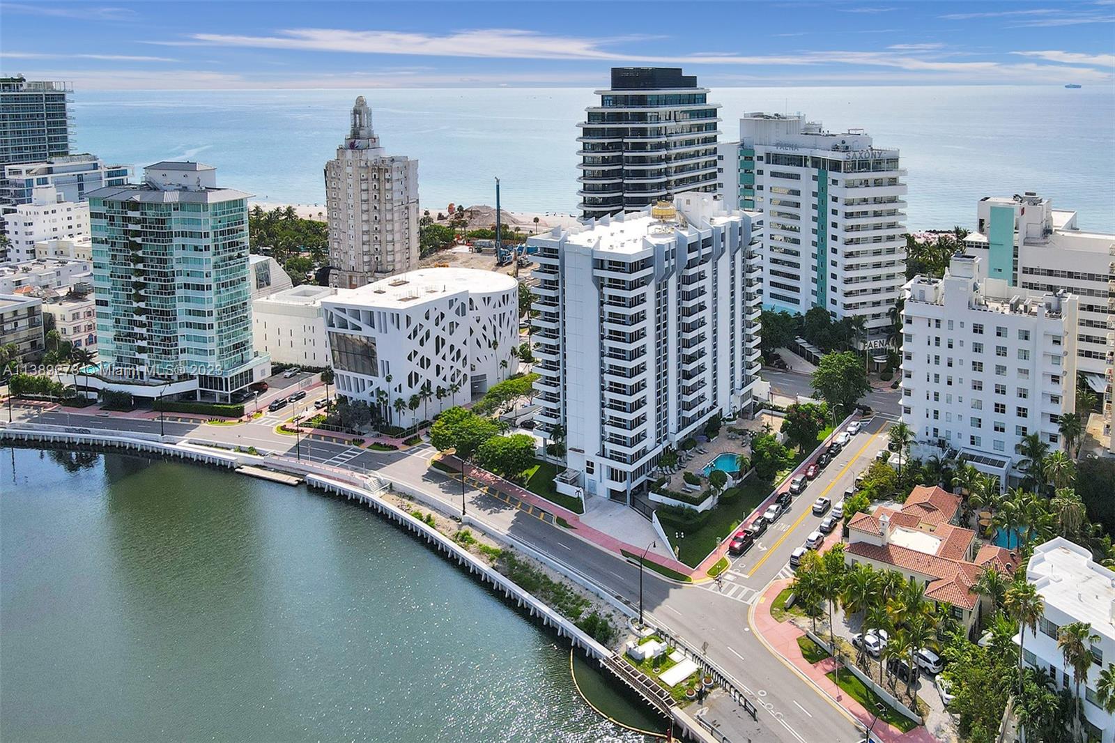 3200 Collins Ave Unit: 7-1