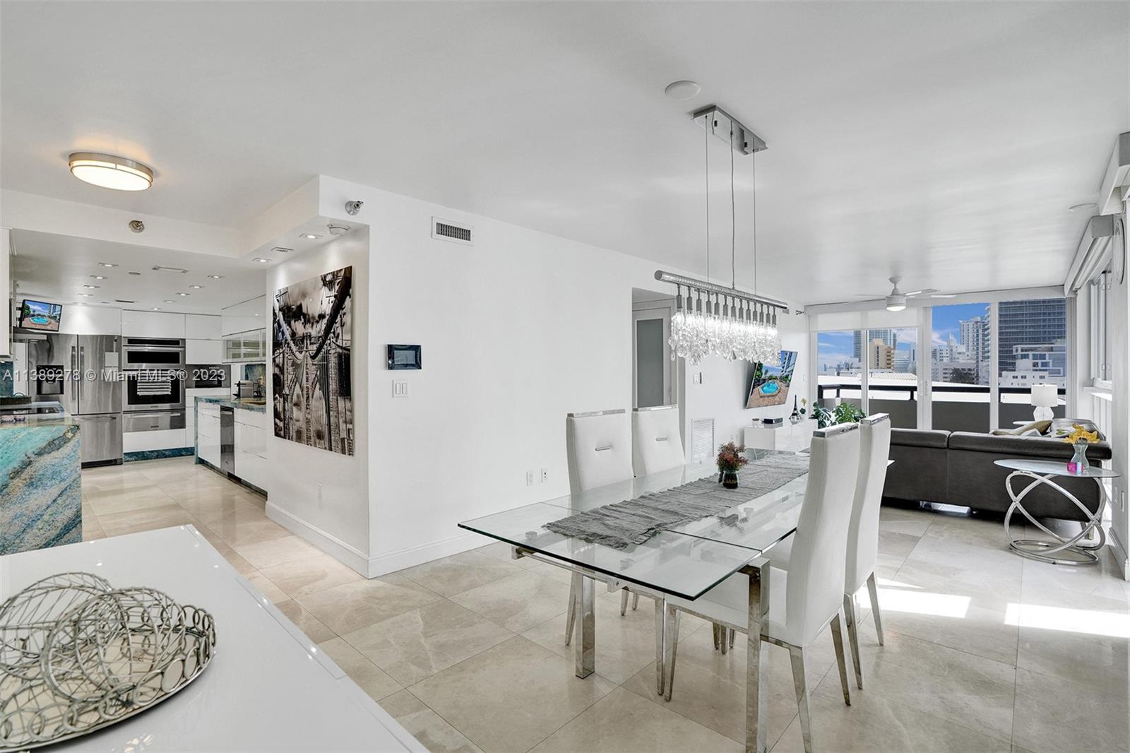 3200 Collins Ave Unit: 7-1