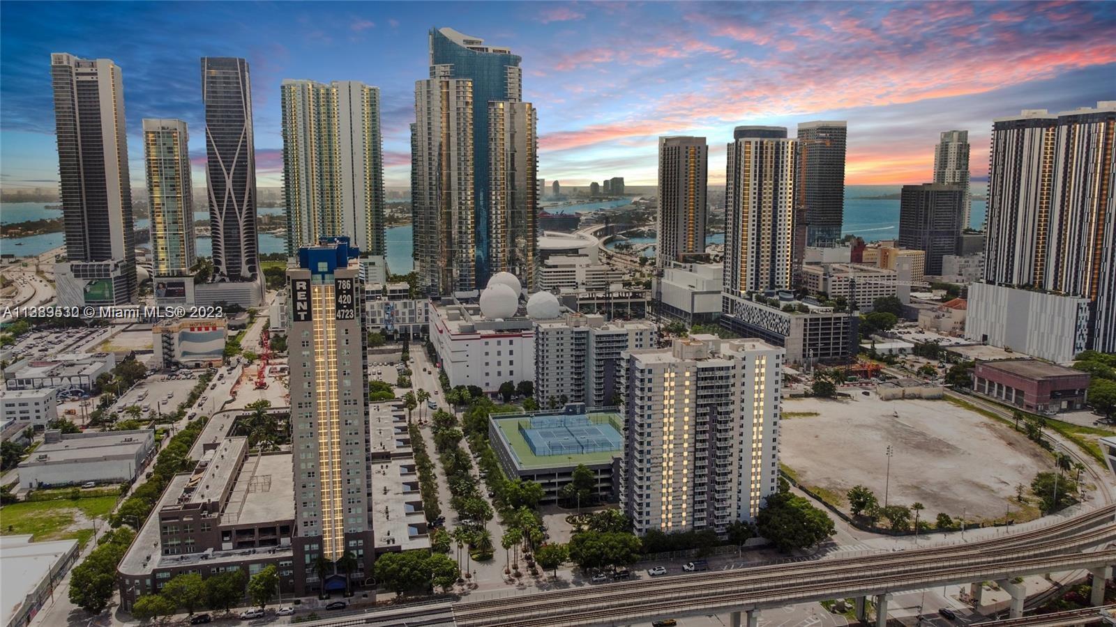 850 N Miami Ave Unit: W-904
