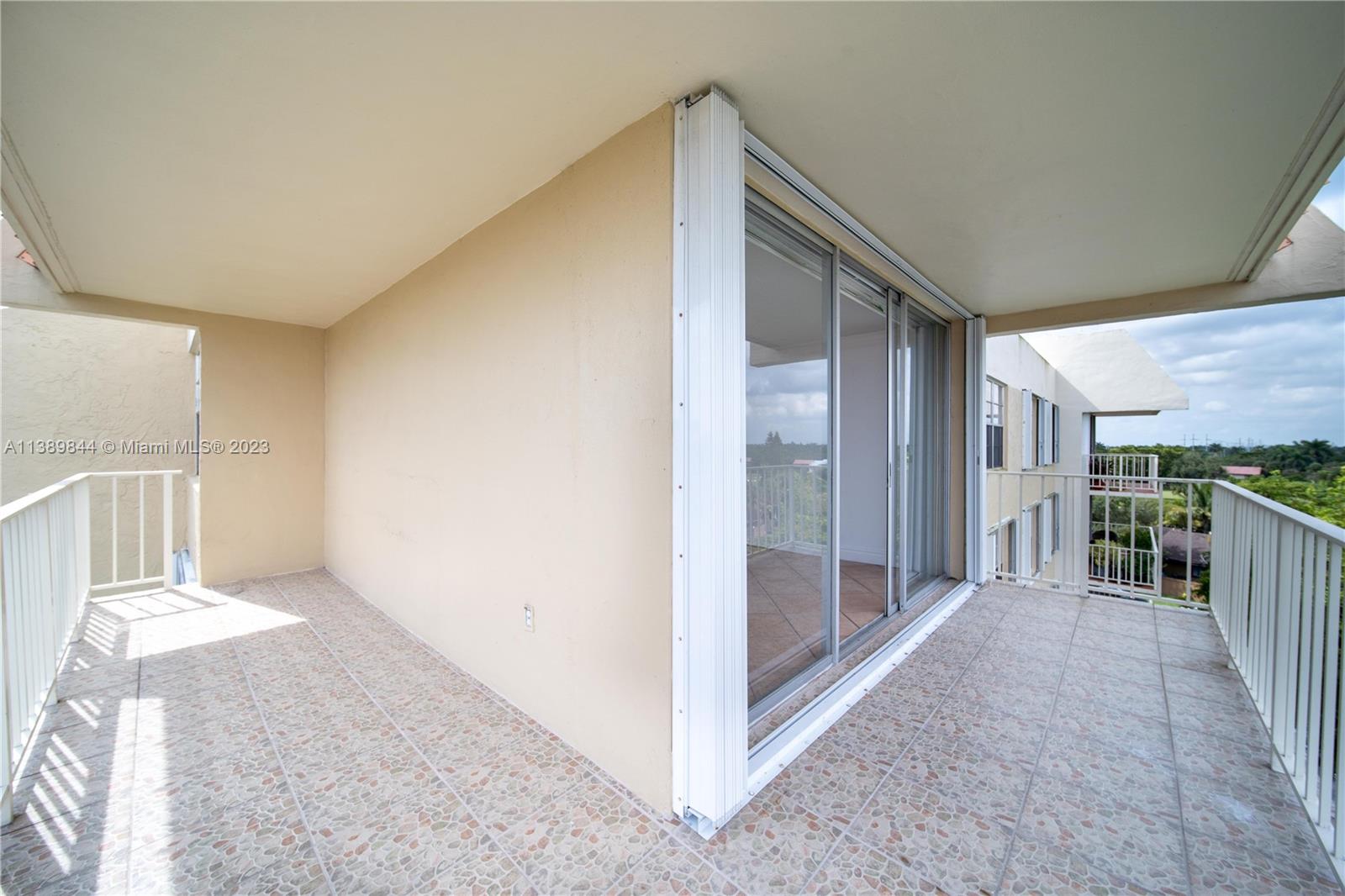 13120 SW 92nd Ave Unit: B-PH6