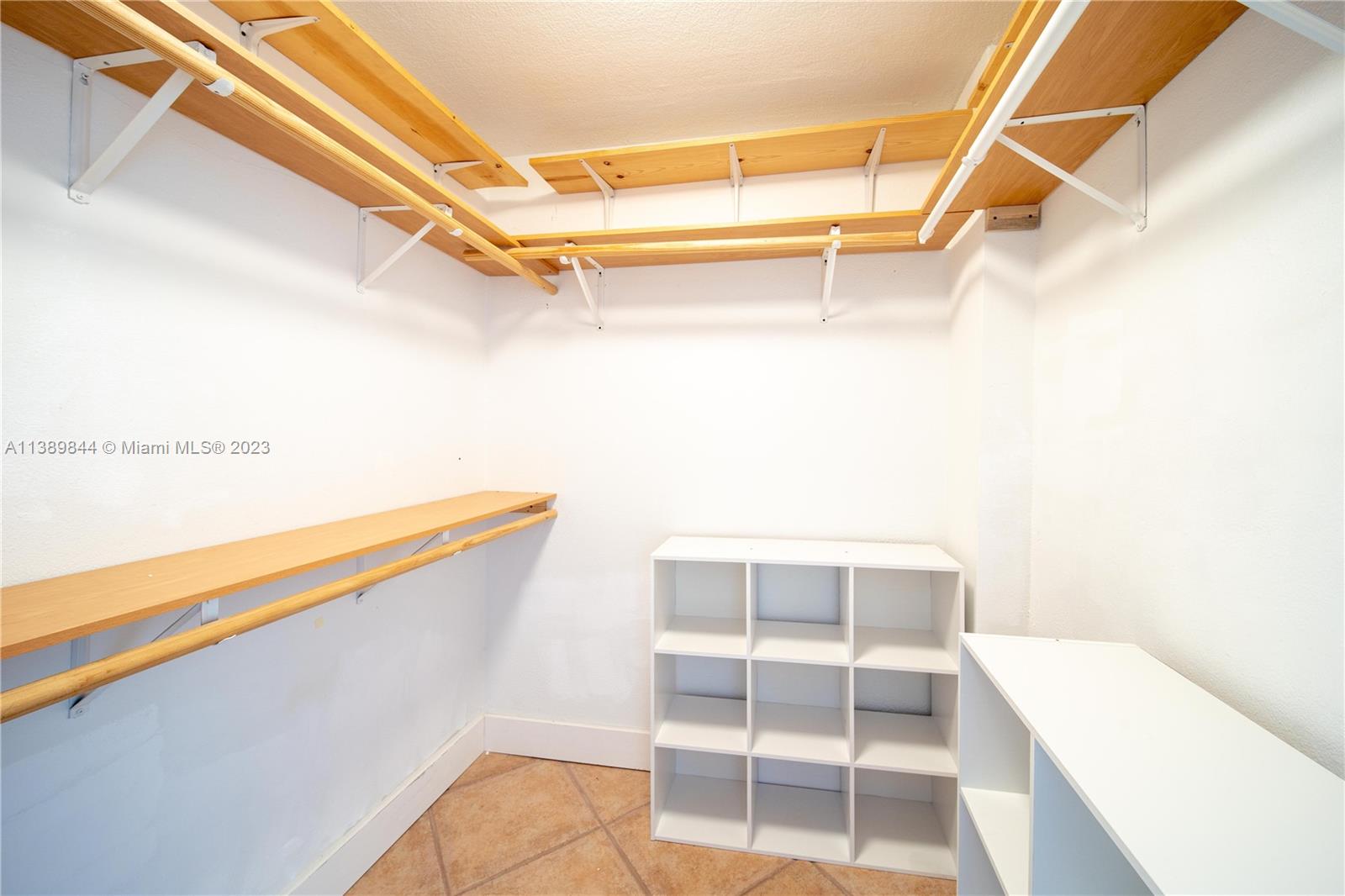 13120 SW 92nd Ave Unit: B-PH6