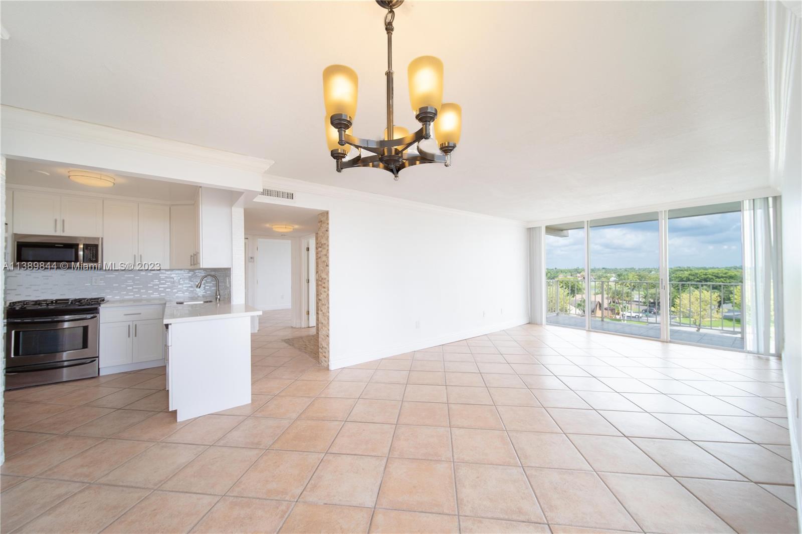 13120 SW 92nd Ave Unit: B-PH6