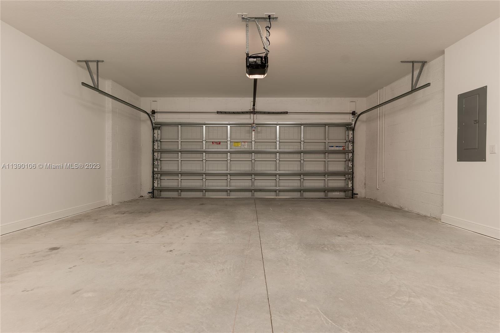 3713 Greenway Dr Unit: 0