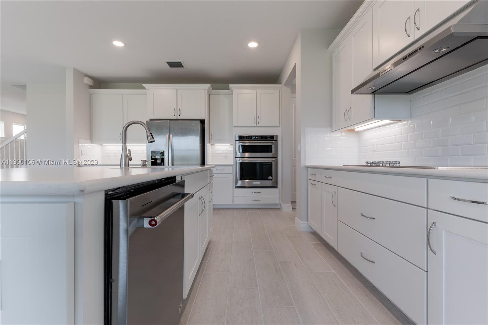 3713 Greenway Dr Unit: 0