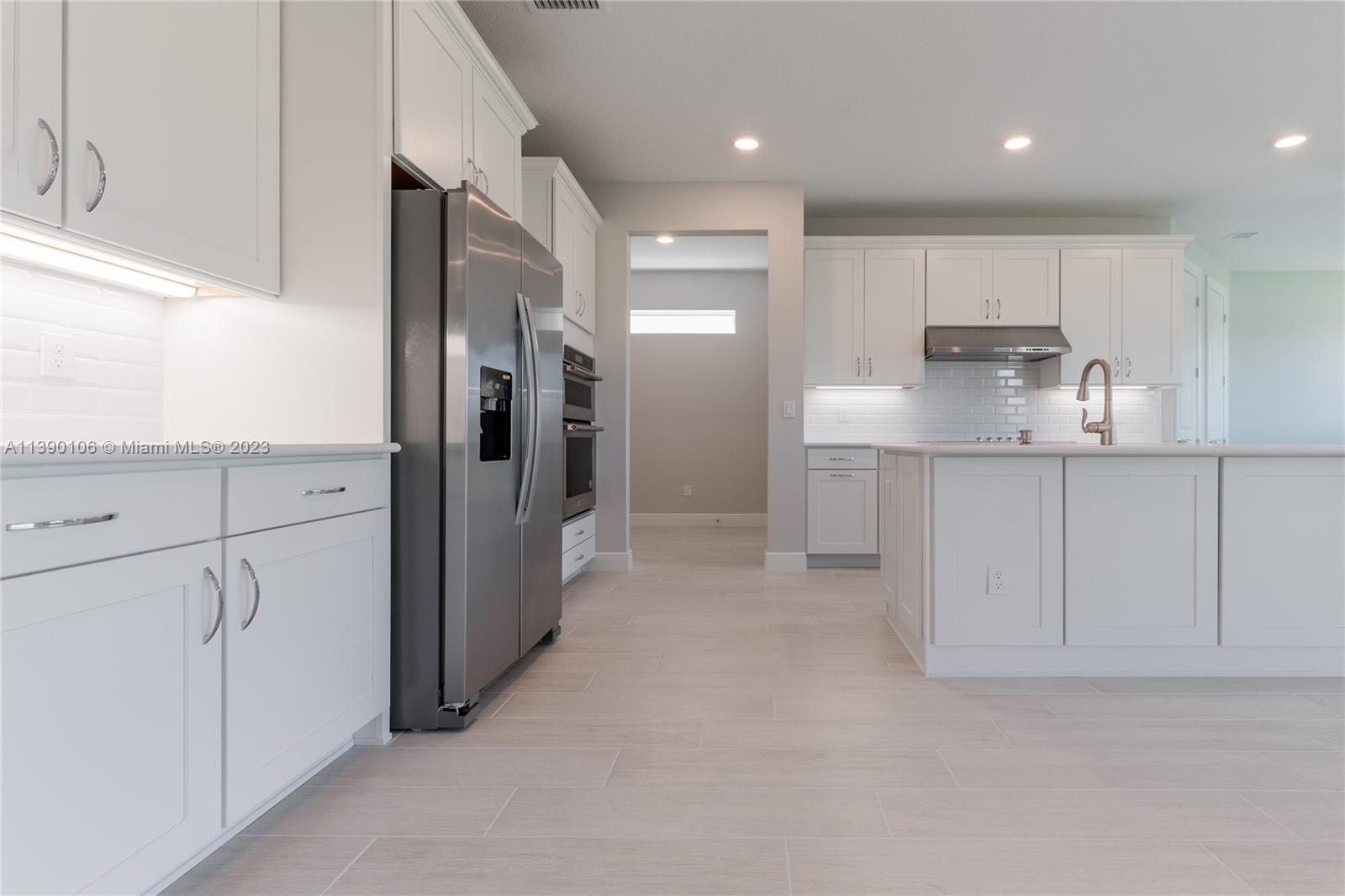 3713 Greenway Dr Unit: 0