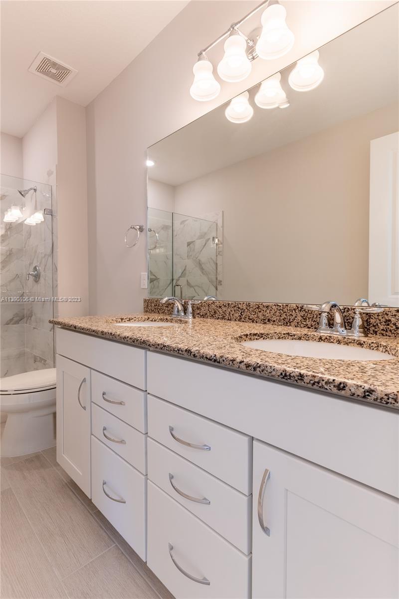 3713 Greenway Dr Unit: 0