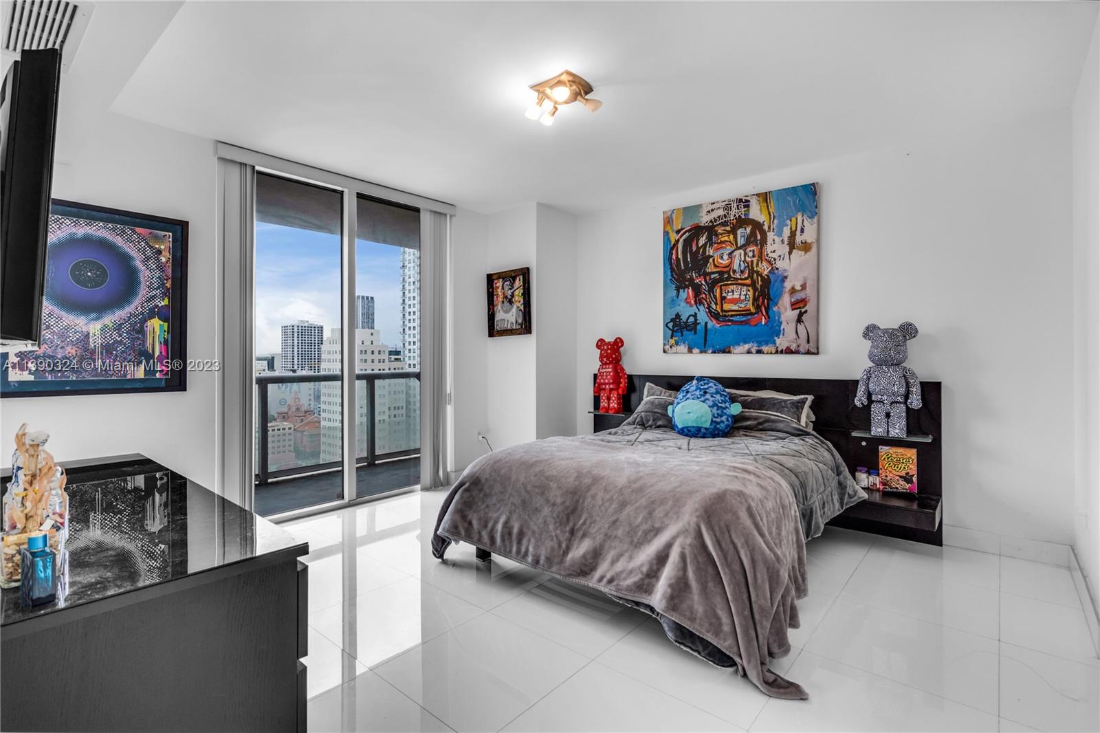 50 Biscayne Blvd Unit: 2011