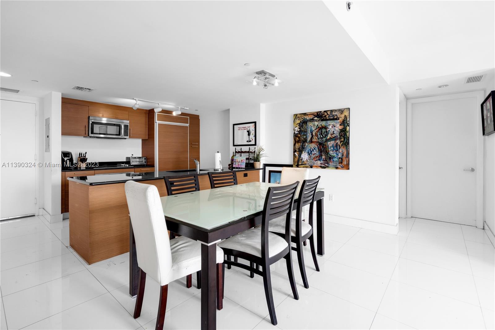 50 Biscayne Blvd Unit: 2011