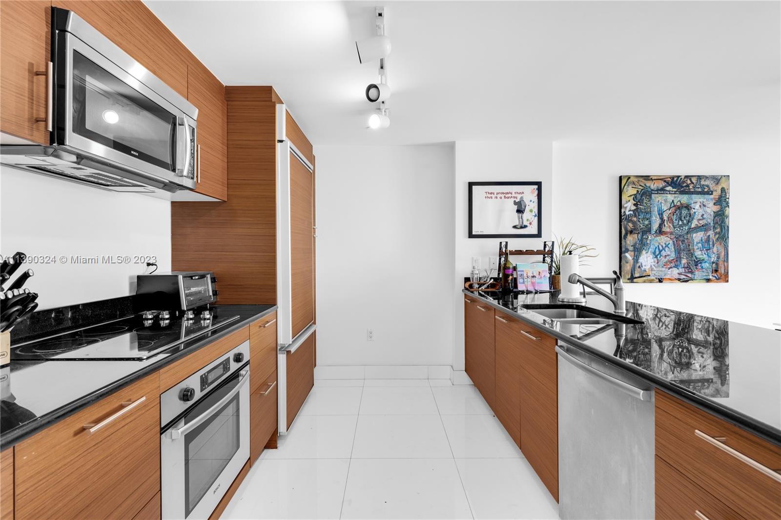 50 Biscayne Blvd Unit: 2011