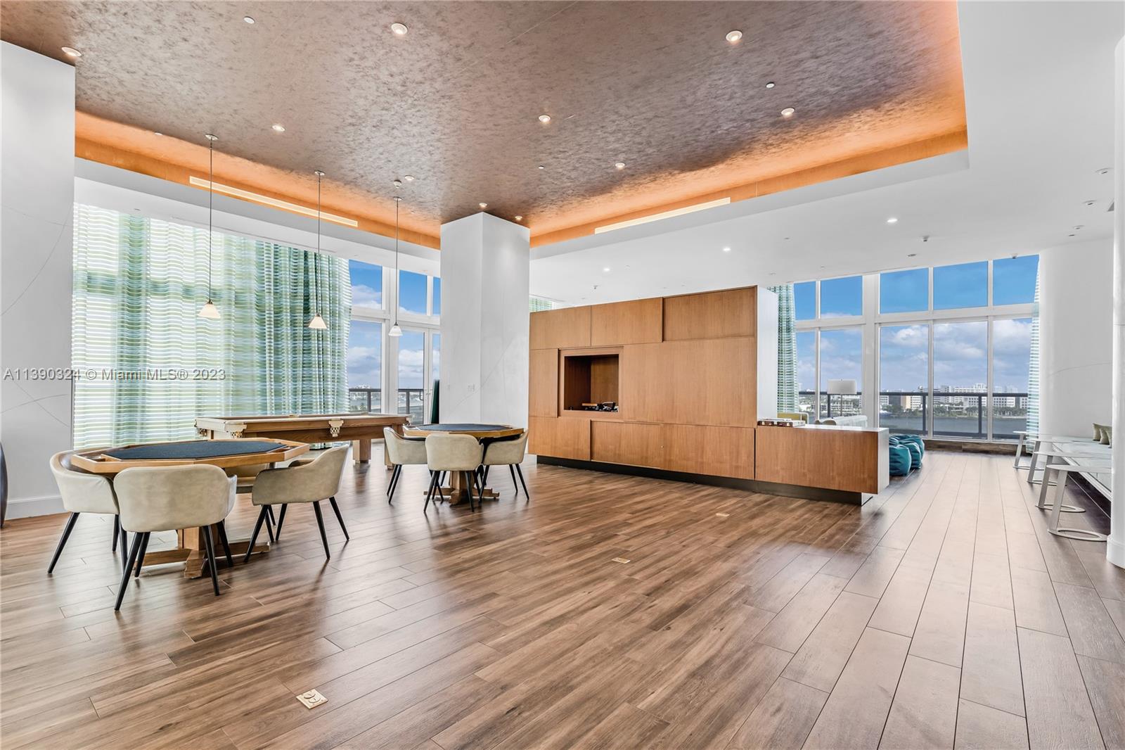 50 Biscayne Blvd Unit: 2011