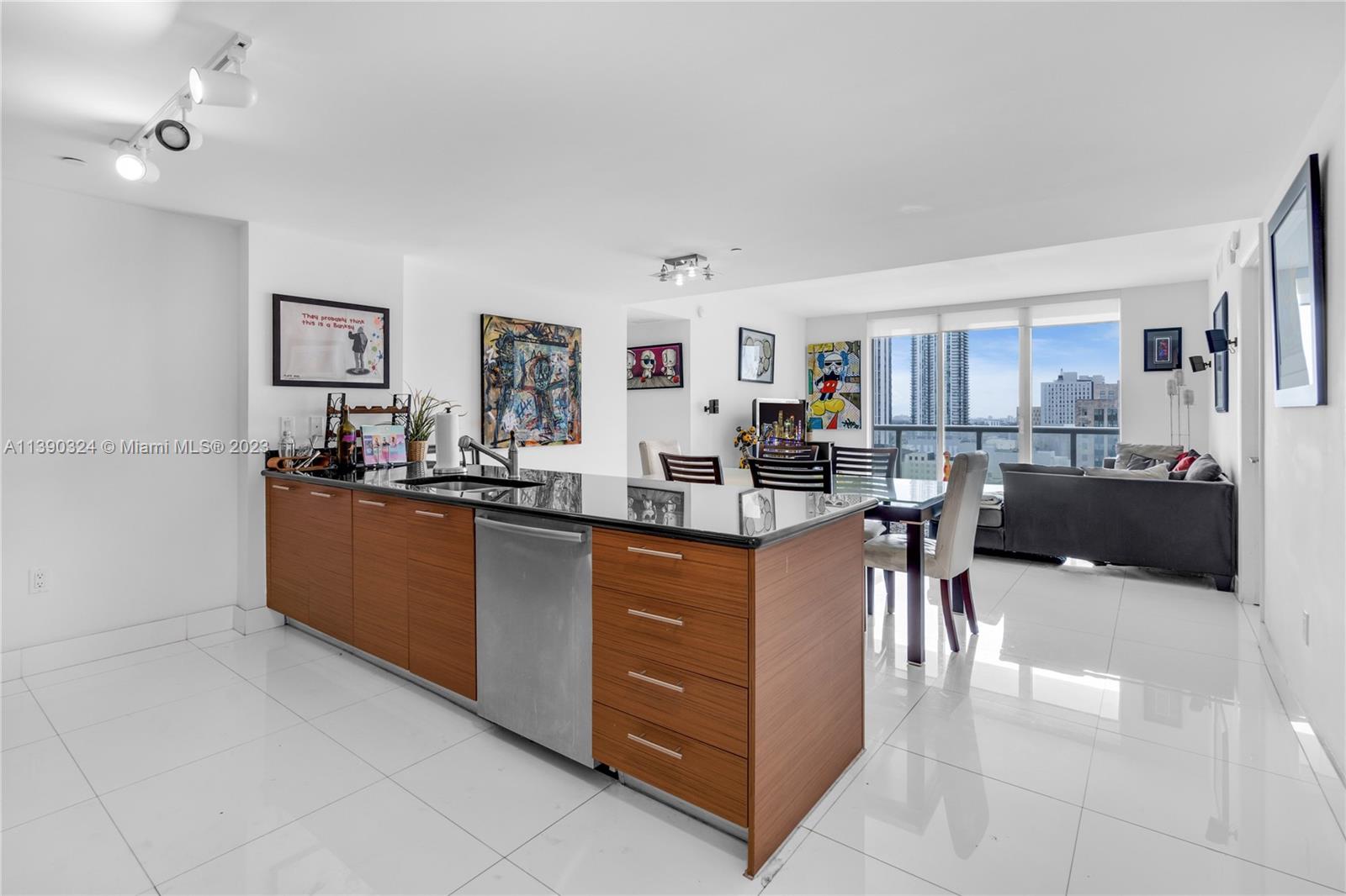 50 Biscayne Blvd Unit: 2011