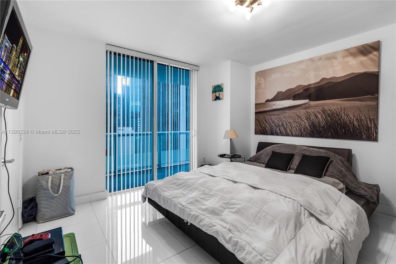50 Biscayne Blvd Unit: 2011