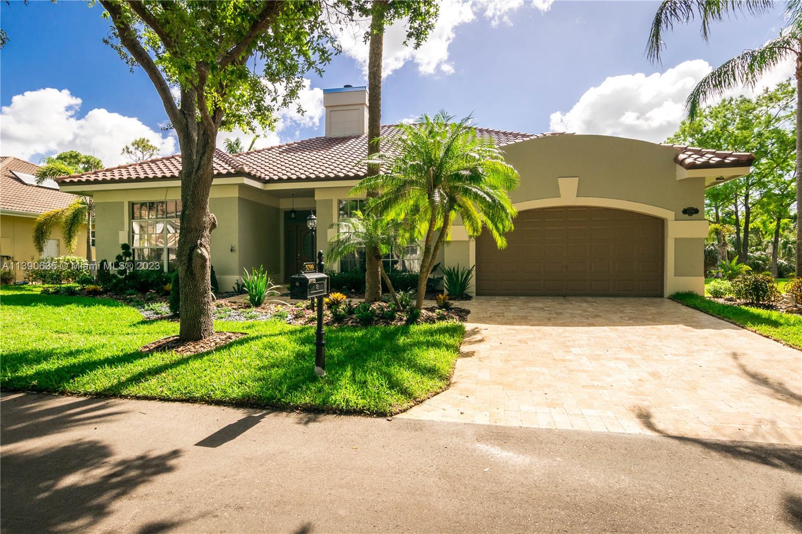 3799 Lancewood Dr Unit: 3799