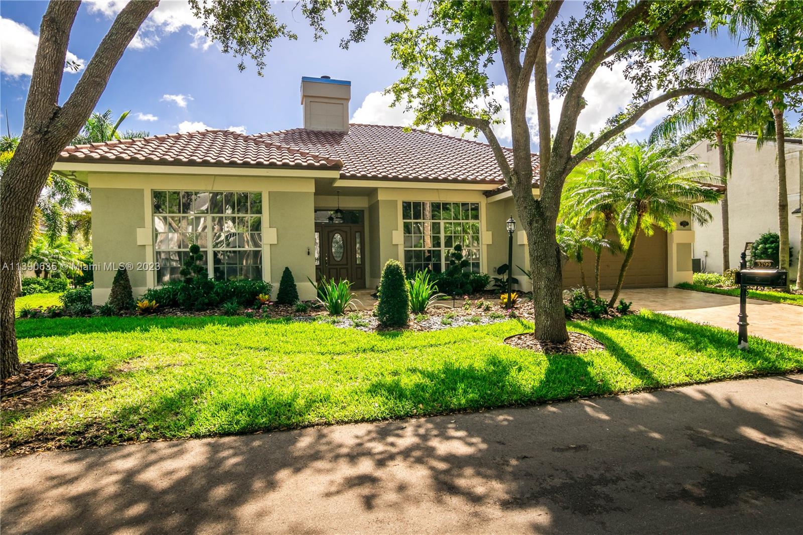 3799 Lancewood Dr Unit: 3799