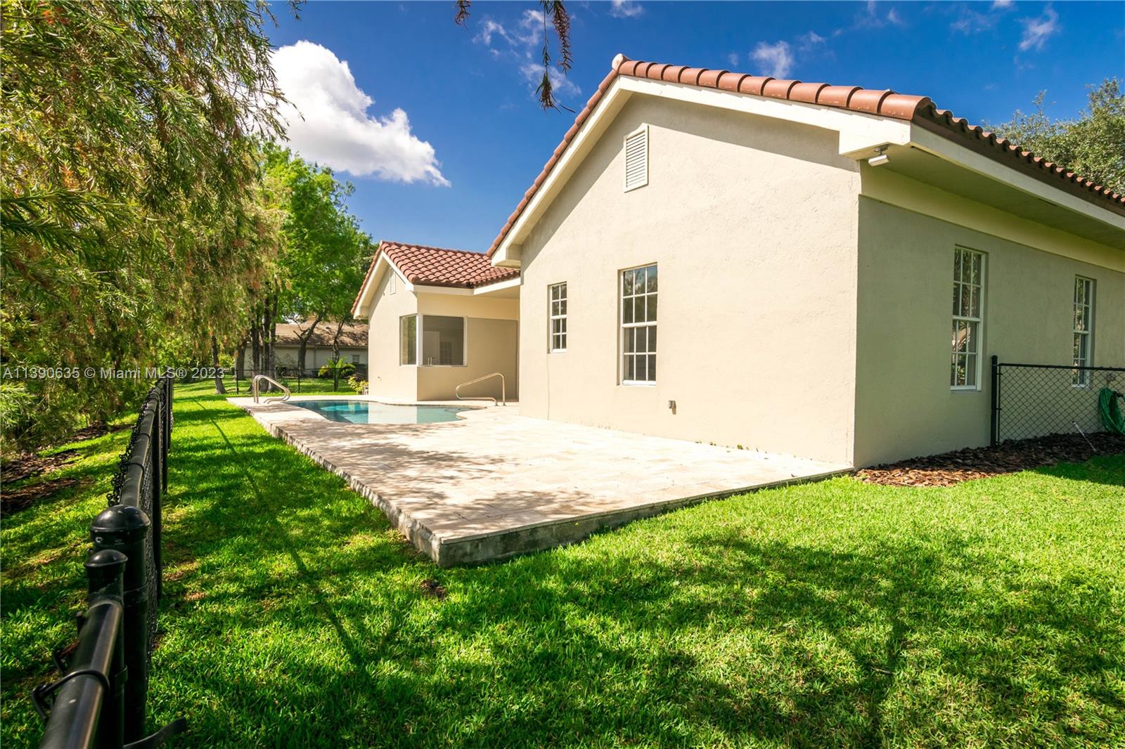 3799 Lancewood Dr Unit: 3799