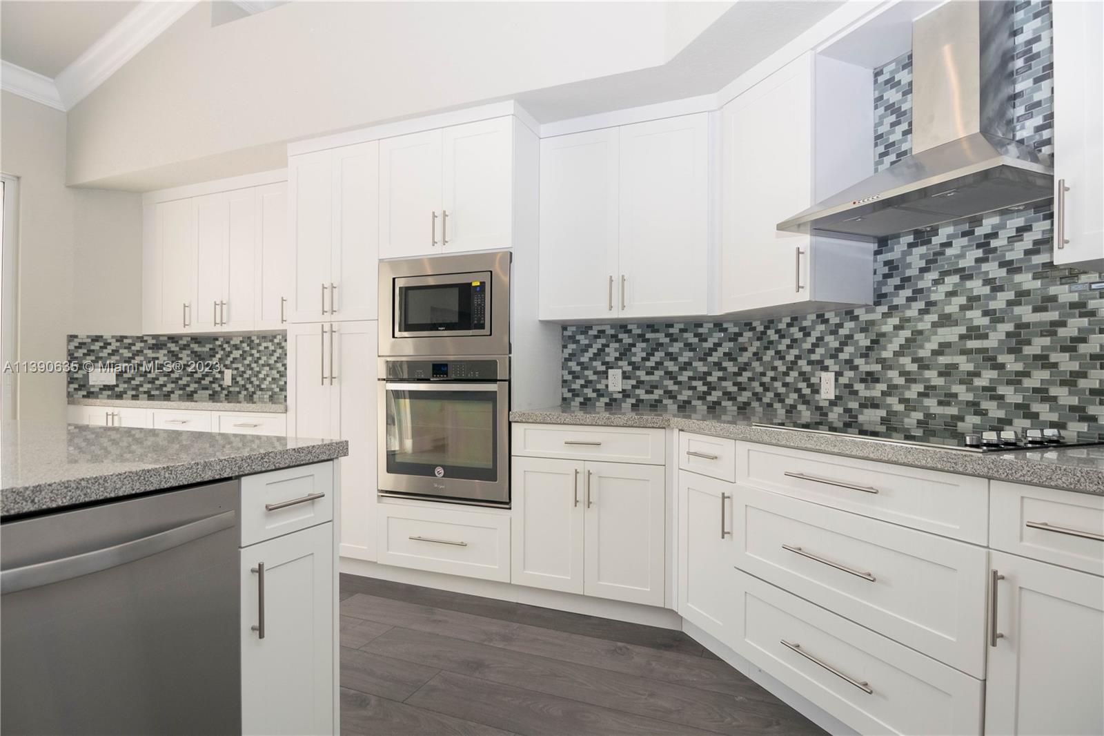 3799 Lancewood Dr Unit: 3799