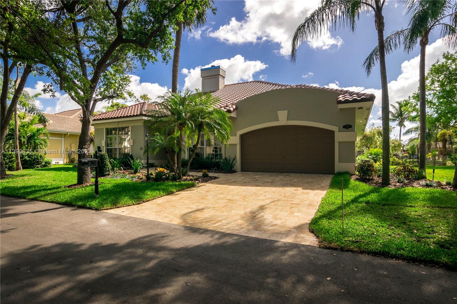 3799 Lancewood Dr Unit: 3799