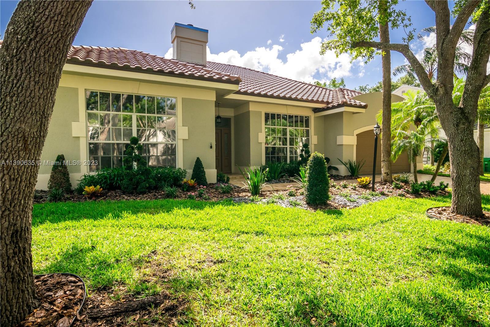 3799 Lancewood Dr Unit: 3799