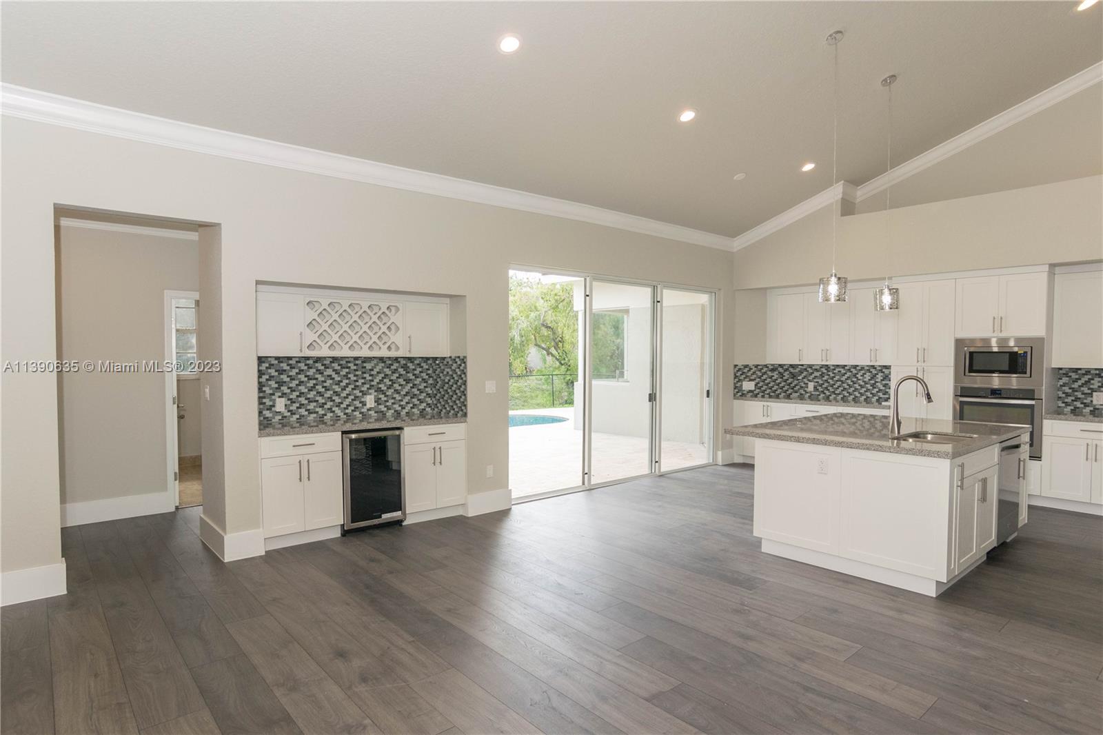 3799 Lancewood Dr Unit: 3799