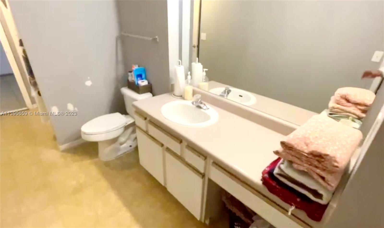 140 SW 117th Ave Unit: 4103