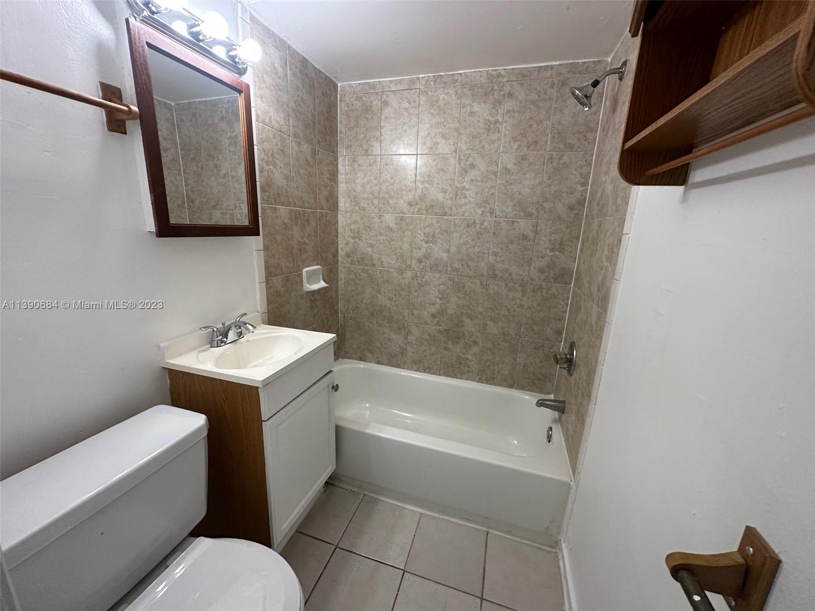 1845 Pembroke Rd Unit: 4-32