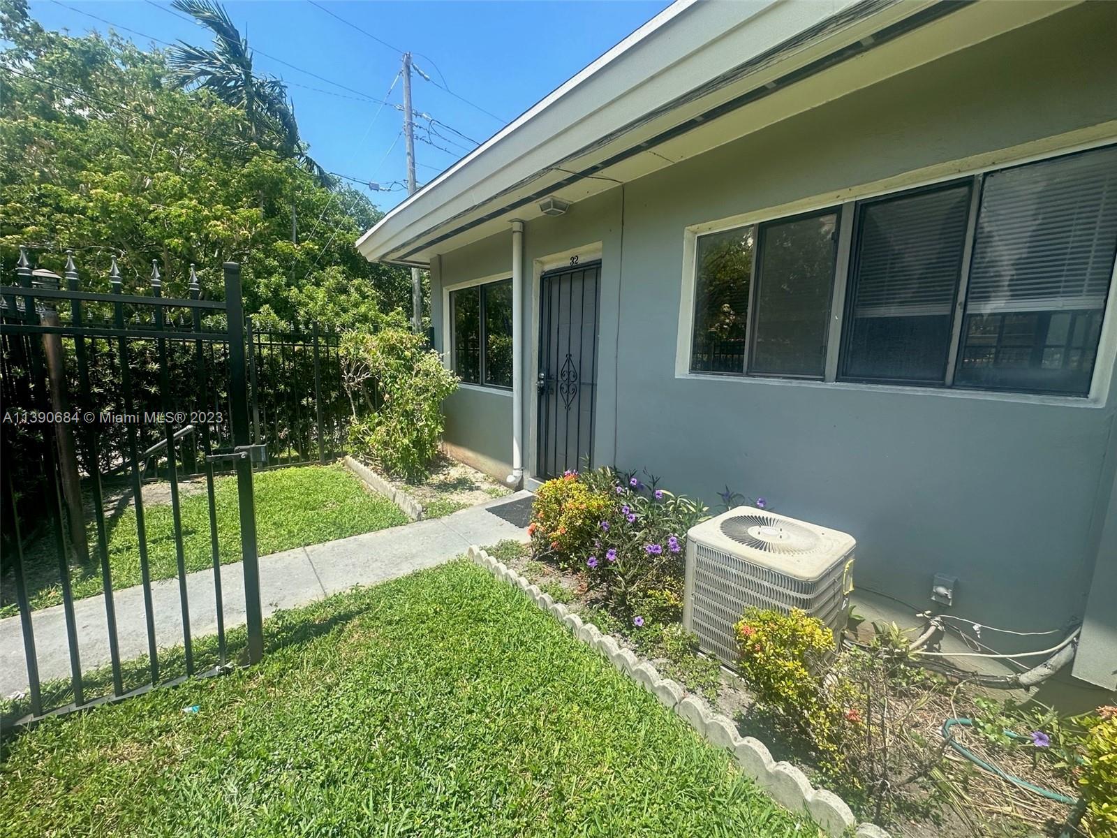 1845 Pembroke Rd Unit: 4-32