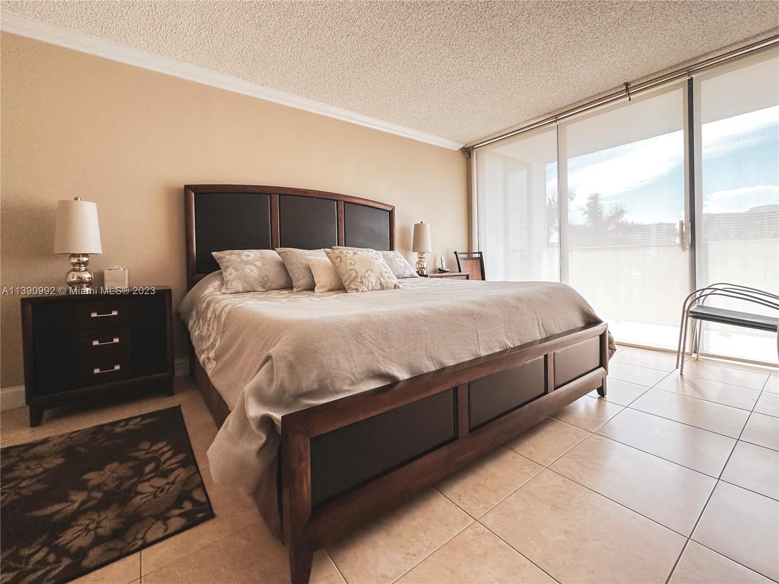 200 Leslie Dr # 505