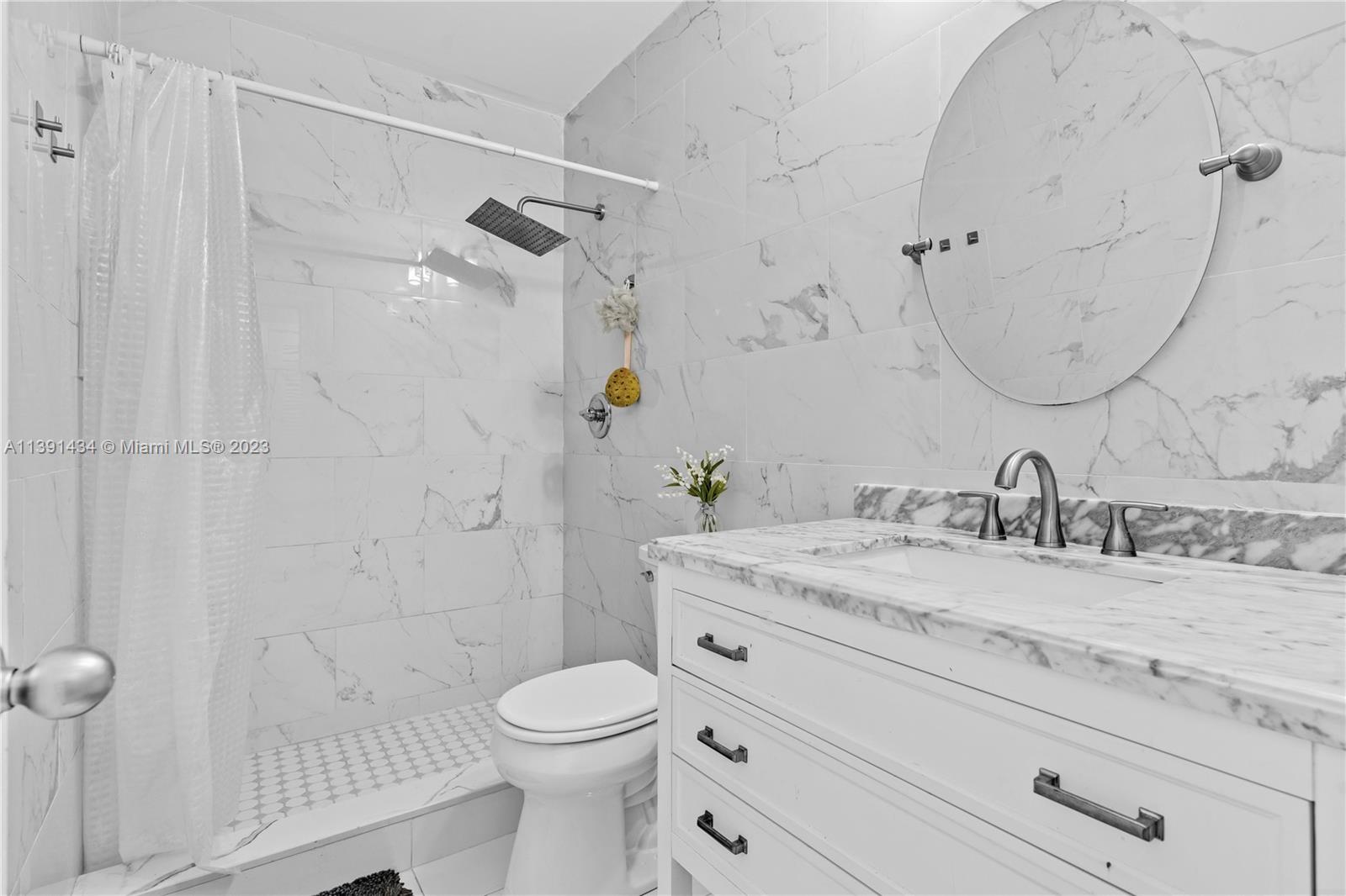 19206 Bobolink Dr # 19206