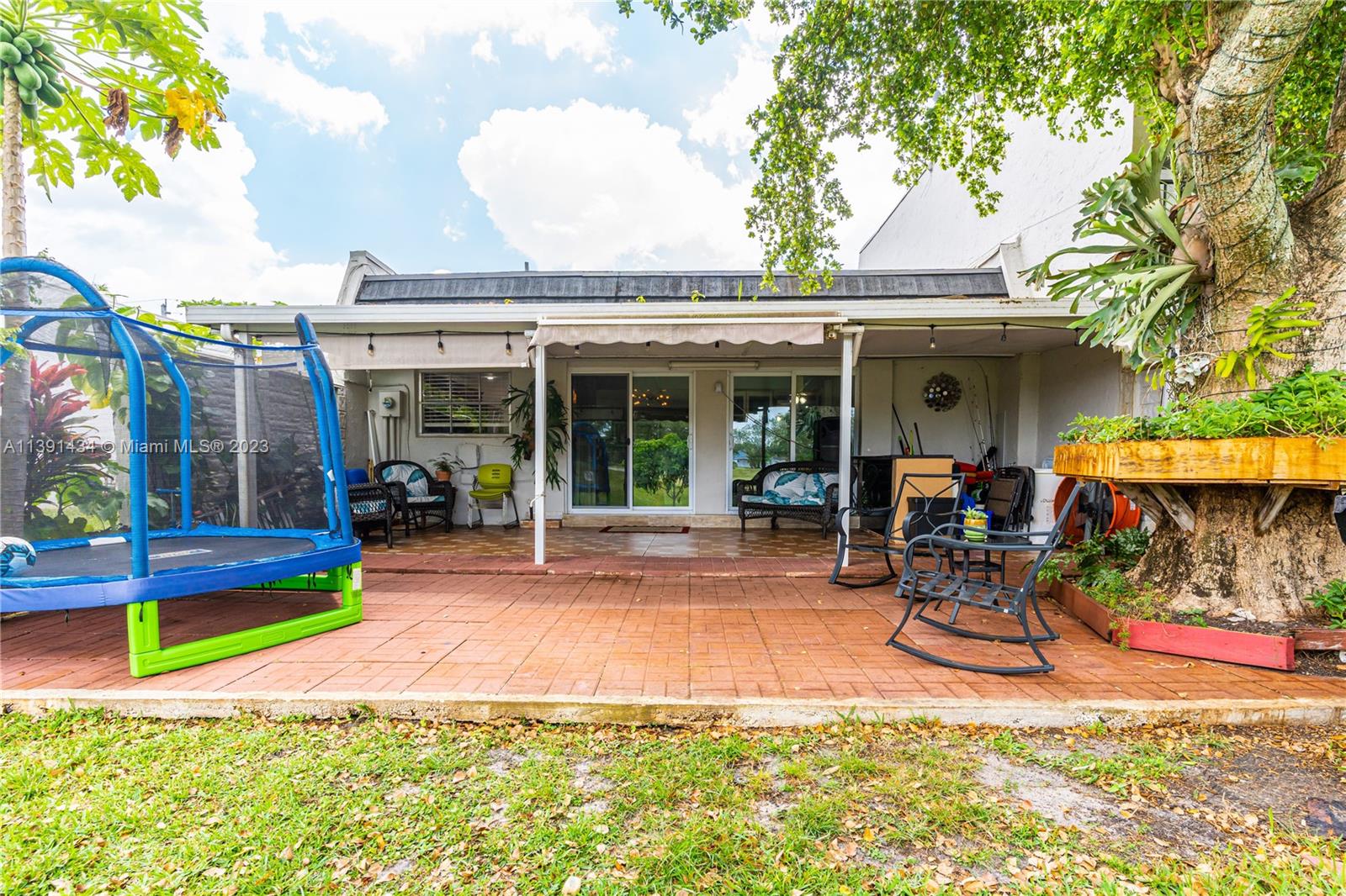 19206 Bobolink Dr # 19206