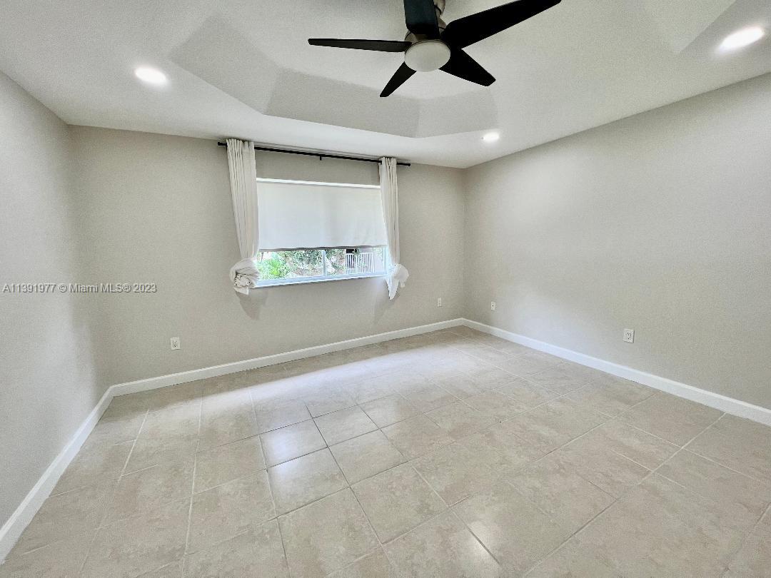 11190 NW 73rd Ter Unit: 11190